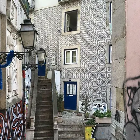 Casa Das Escadinhas *